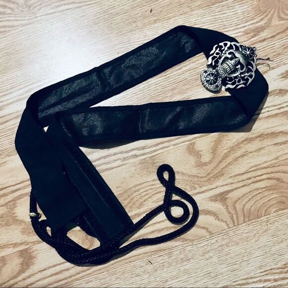 New Black Cloth Belt With Large Silver Skull Buckle - Picture 5 of 6